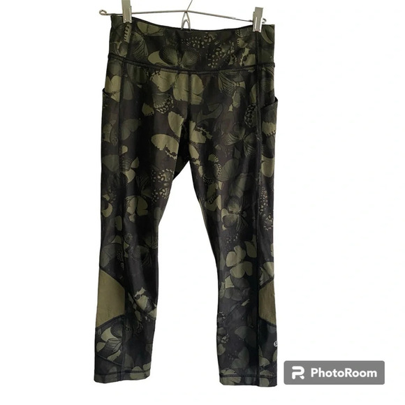 LULULEMON Pace Rival Army Green Camo Butterfly Crop 22” Leggings  Size 4 - Picture 2 of 15